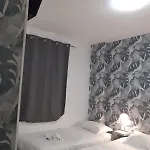 Le Celtic Hotel *
