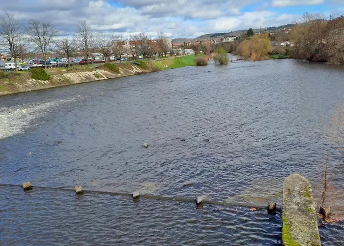 Le Celtic Hotel Montluçon